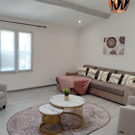 Maison Chez Marthe Le Muy Ngoại thất bức ảnh
